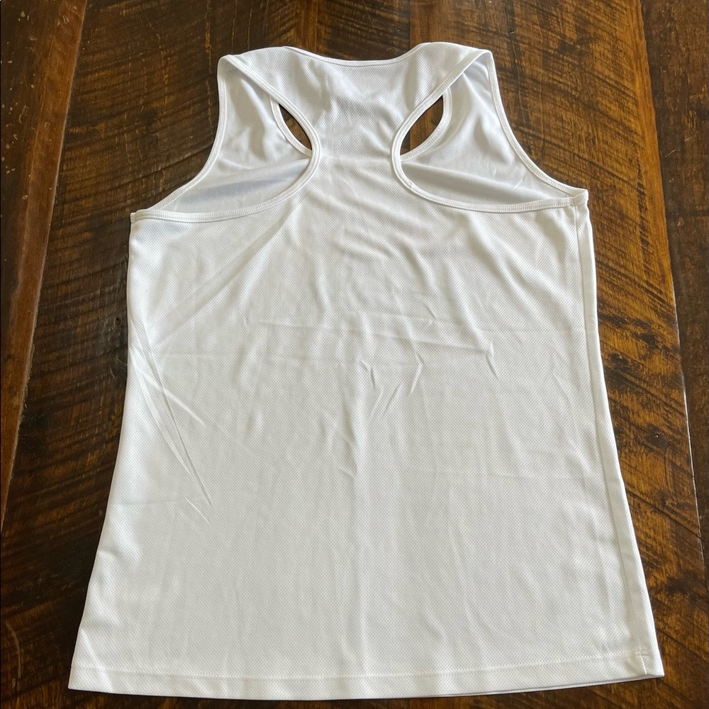 ASICS workout shirt - Picture 3 of 3